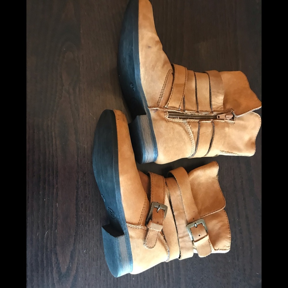 Girls short booties